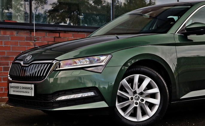 Skoda Superb cena 106900 przebieg: 57000, rok produkcji 2021 z Wyśmierzyce małe 667